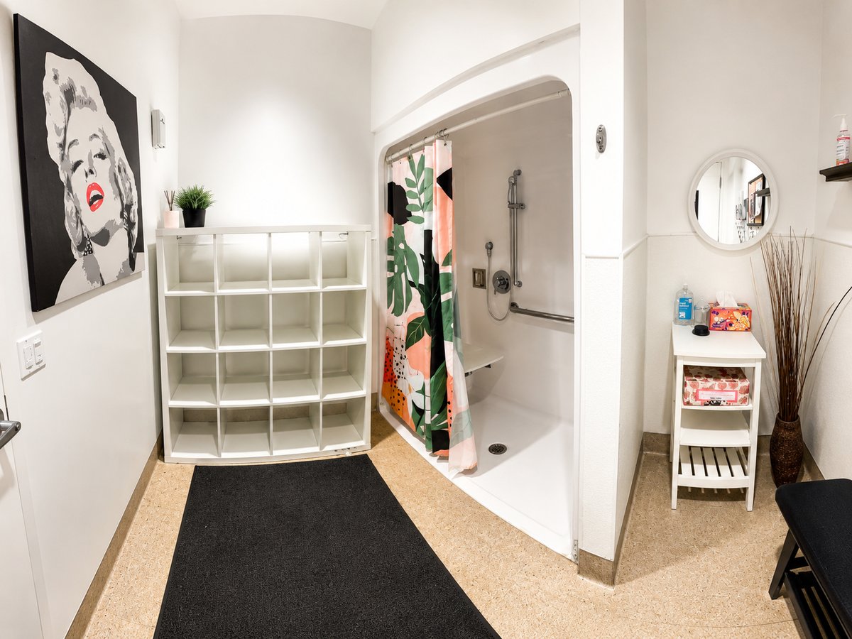Locker rooms and showers at Ramona MMA Center